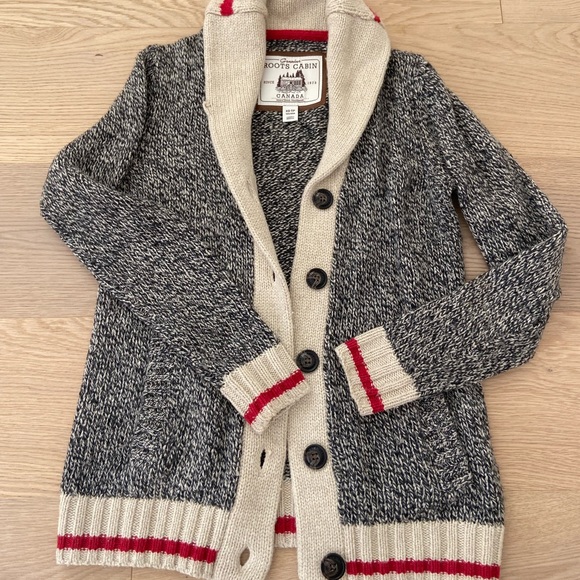 Roots Cabin Cardigan - Picture 1 of 4